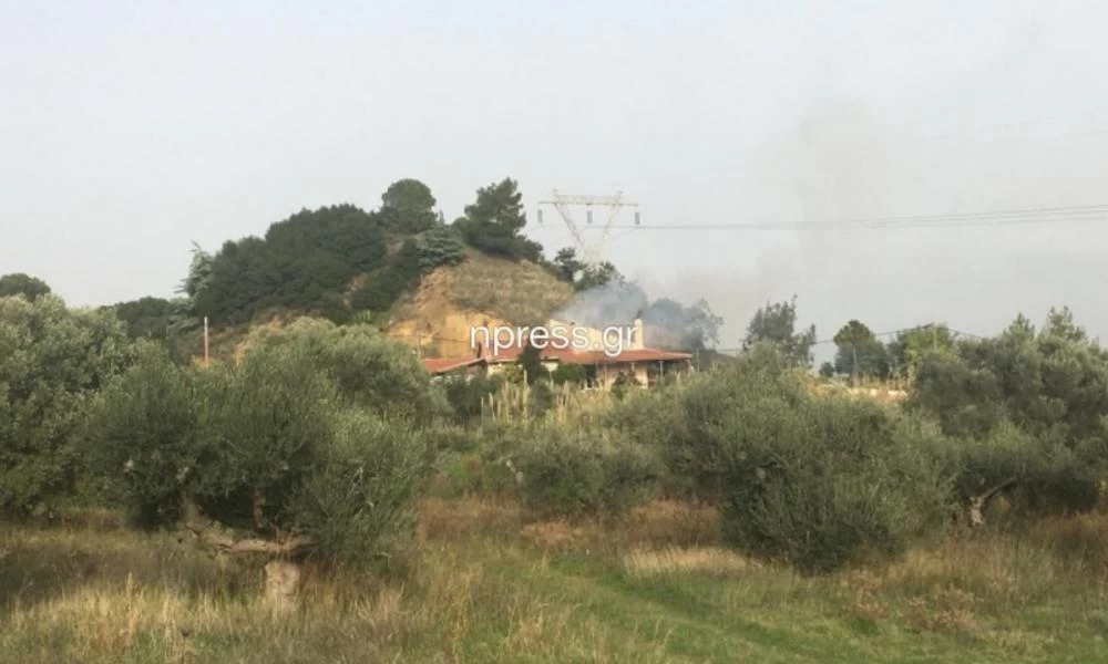 Ναύπακτος: Πανικός με φωτιά σε σπίτι- Απεγκλώβισαν ηλικιωμένο